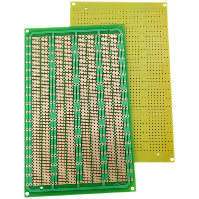 Plaque de prototypage PCB FR-4 9x15 cm – Pas 2.54 mm